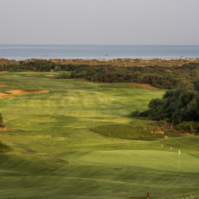 Cabo Negro Golf Beach Tetouan is located on the Rif mountainside facing the sea. Thick bushes, dunes, water and hills adorn the landscape, which remains quite wild with agaves and mimosas. Design by Hawtree & Sons & Cabell B. Robinson.